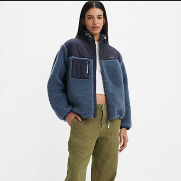 Levi's Jackets & Blazers - Bigfoot Sherpa Levi jacket size small